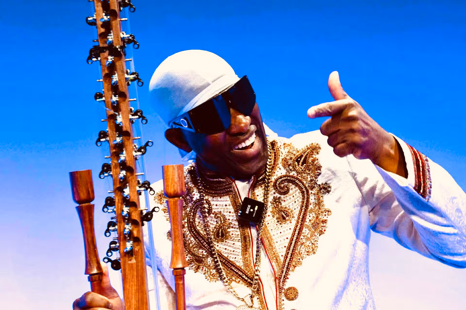 N’Faly Kouyaté à Conakry avant son concert à Bruxelles le 25 mai